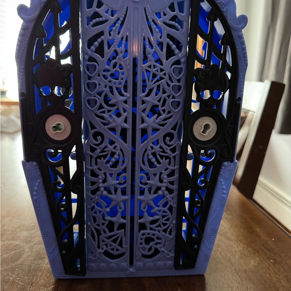 Monster High Abbey Bominable Closet